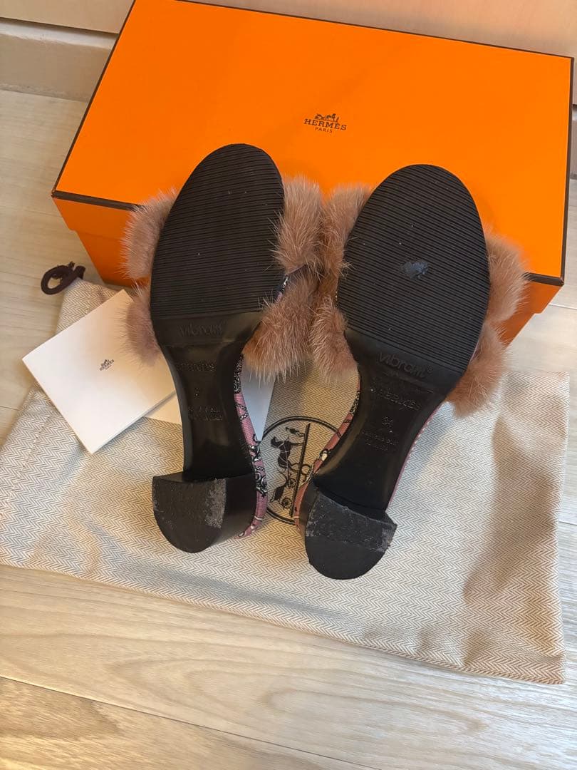 美品　HERMES オアジス　ファー　ピンクサンダル　ミュール　ミンク