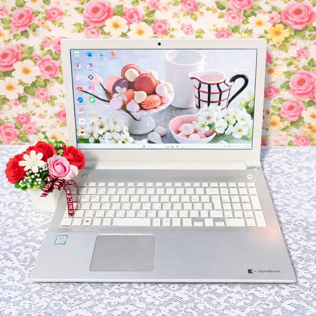 薄型軽量❣東芝ノートパソコン Win11 core-i5 SSD カメラ付き✨