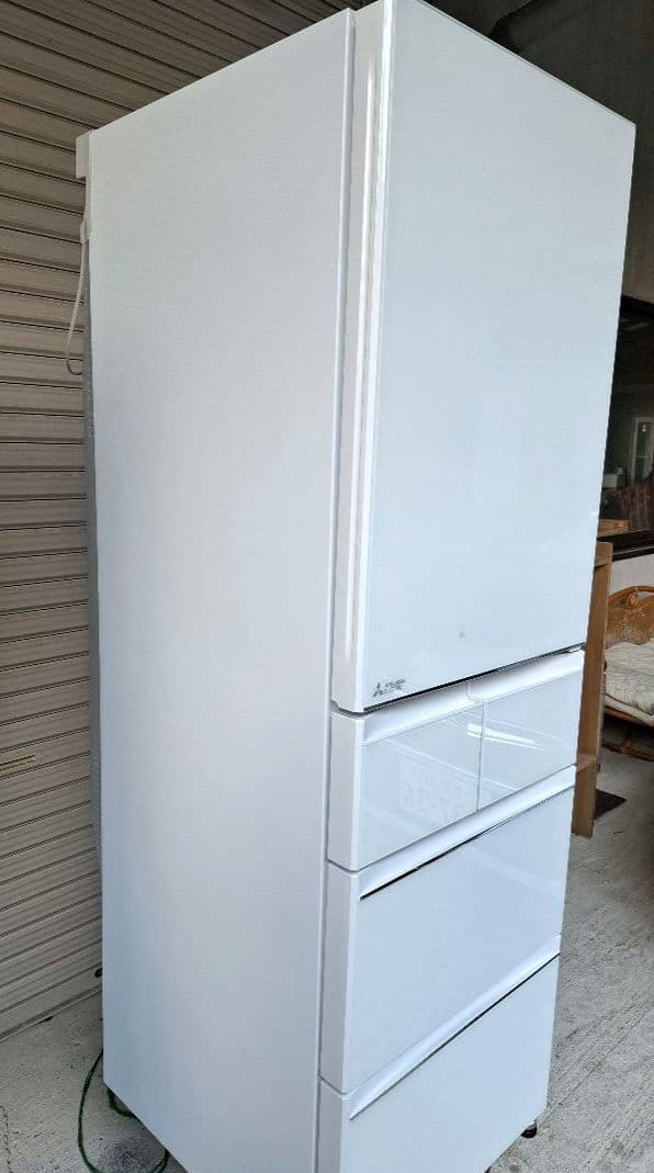 専用です三菱 ノンフロン冷凍冷蔵庫 MR-B46E-W　2020年製　5ドア