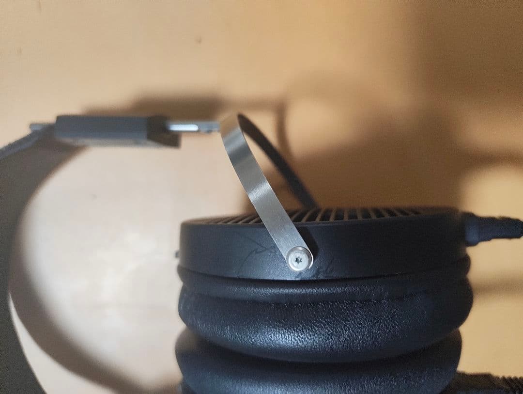 STAX SRS-X1000、純正ヘッドホンスタンド＆カバーのセット