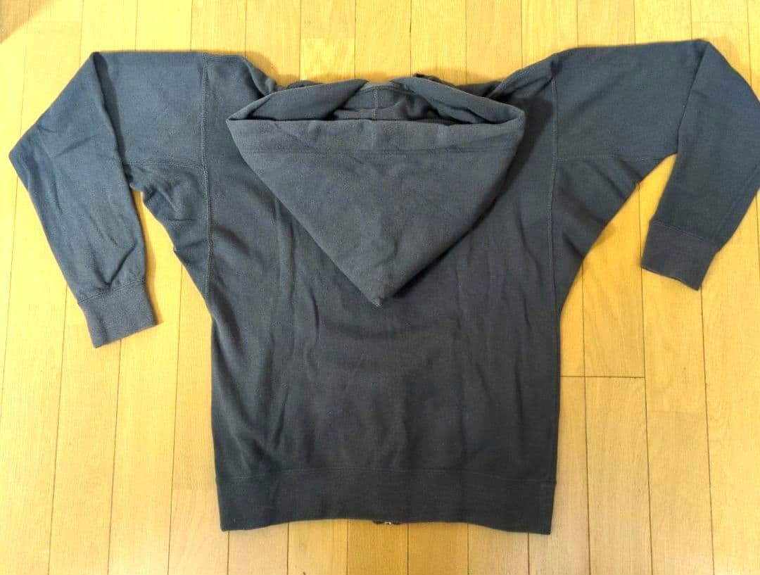 Vivienne Westwood オーブフルジップパーカー