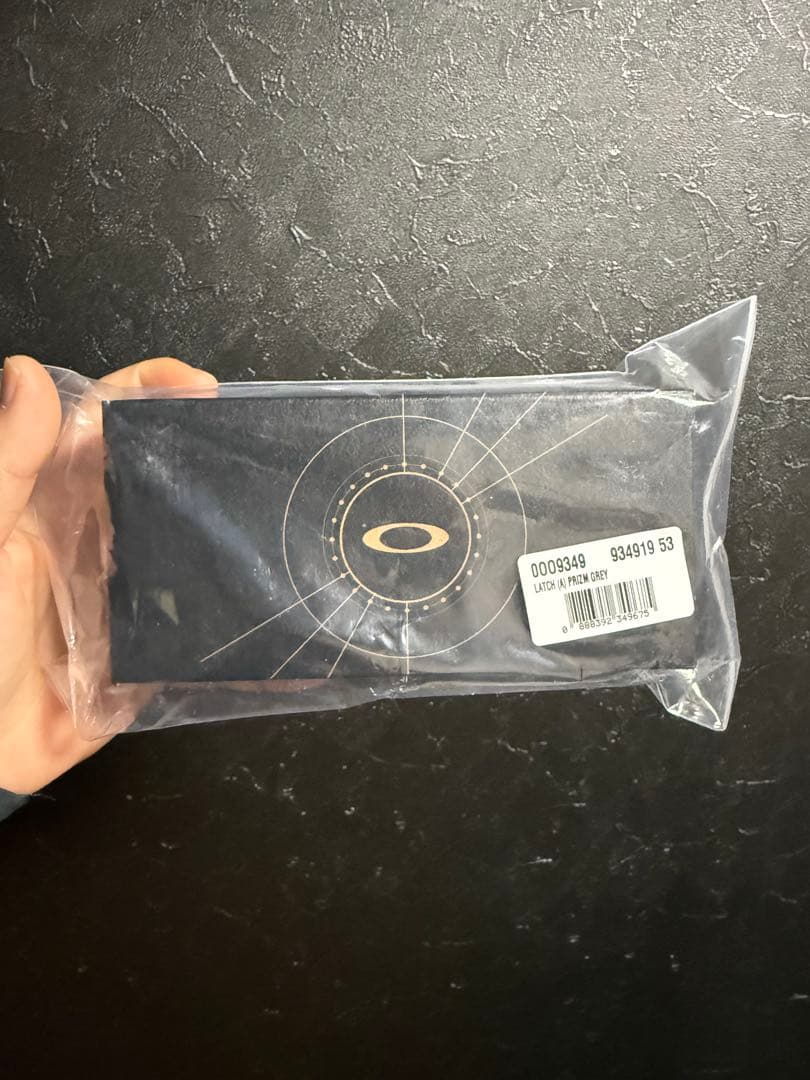 OAKLEY ブラックラウンドサングラス 未使用