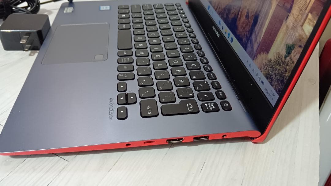 Asus Vivobook S14 S430UA 8世代i3