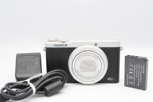 FUJIFILM XQ2 富士フイルム 高級コンパクトデジタルカメラ 人気モデル