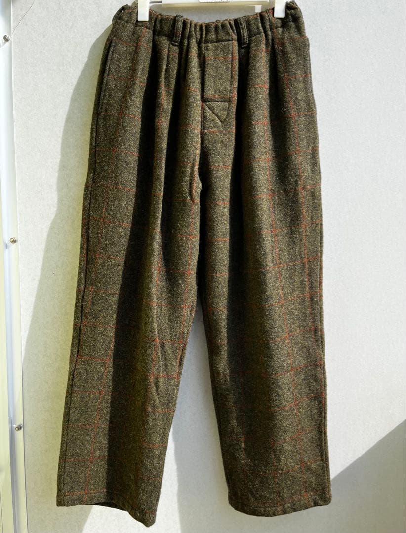 パンツ Comfortable Reason BRITISH WOOL SLACKS