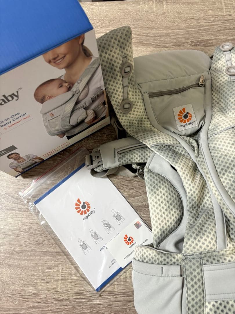 [美品]エルゴベビーオムニブリーズタイダイグレーよだれカバーセット