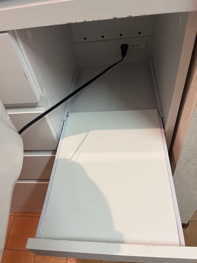 【短期間使用】LOWYA(ロウヤ) キッチンボード　90幅　ホワイト　組立済み