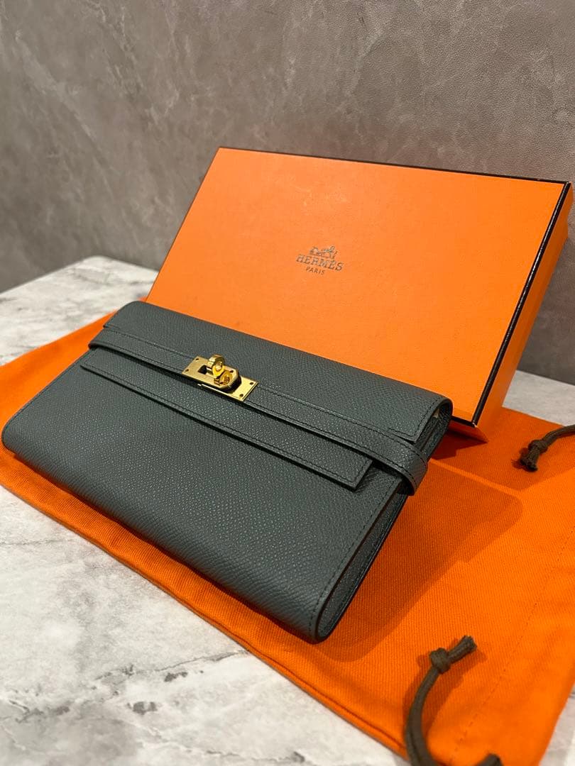 【貴重カラー】 エルメス ケリーウォレット ロング ヴェールアマンド エプソン