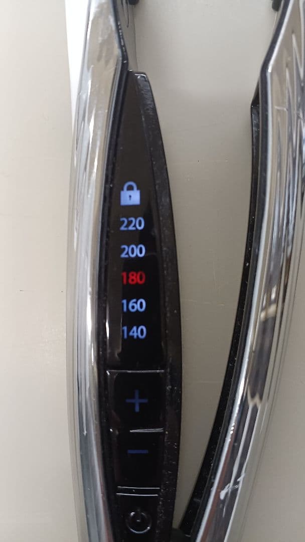 リファストレートアイロン