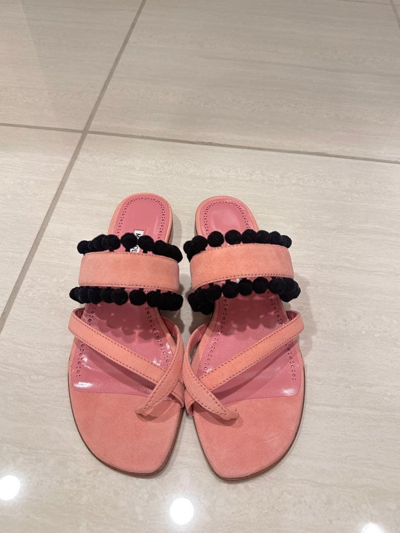 MANOLO BLAHNIK ピンク サンダル 37