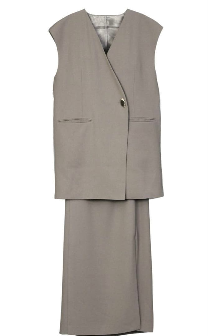 ANDRÉSD back sheer gilet setup dress