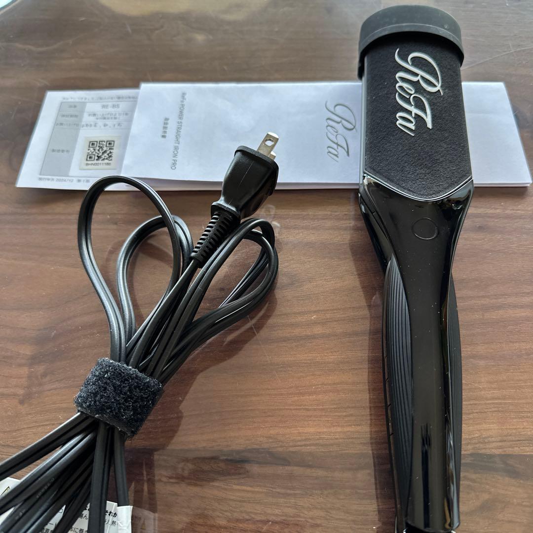 リファパワーストレートアイロンプロ ブラック