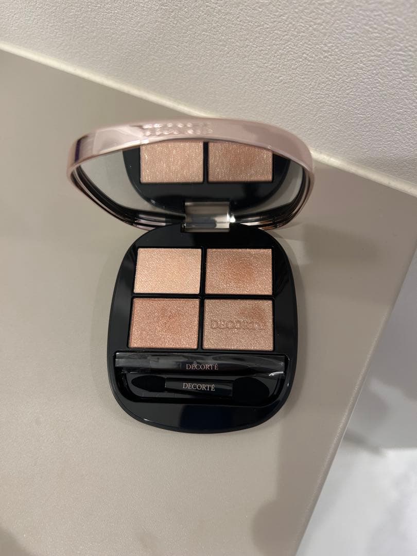 コスメデコルテ　スキンシャドウデザイニングパレット 09