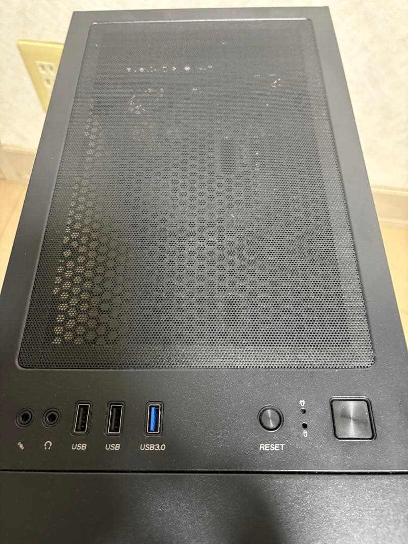 【美品】ゲーミングデスクトップpc Ryzen75700x RTX4060ti