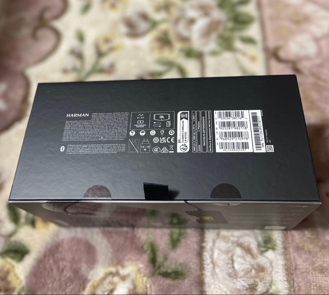 JBL Charge 5 グレーBluetoothスピーカー [新品未開封]