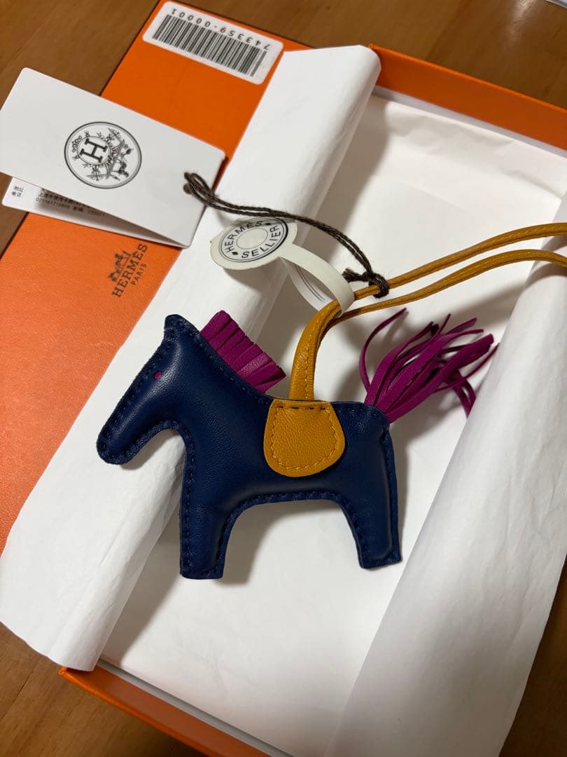 エルメス ロデオ チャーム PM