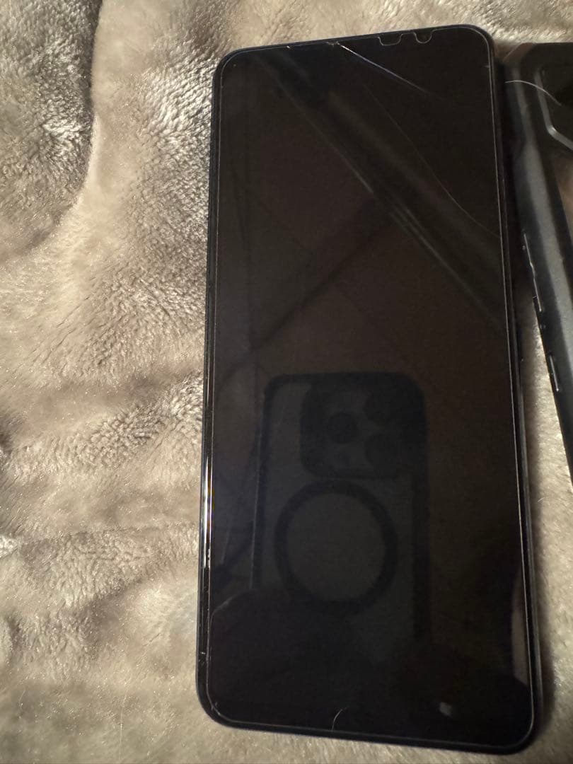 ROG Phone 6ゲーミングスマホ ホワイト ケース付き