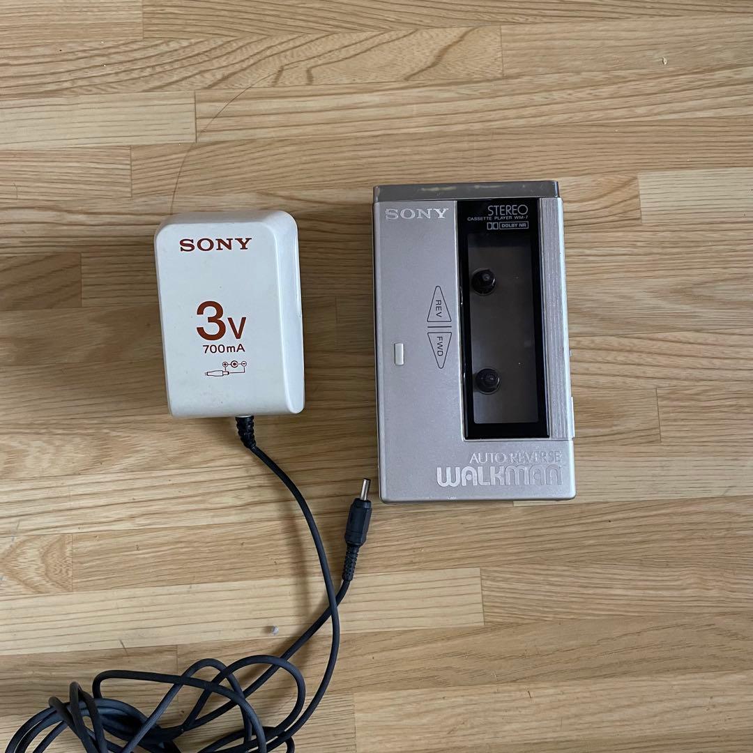 【ジャンク品】 SONYカセットウォークマンWM-7 ACアダプタ付き