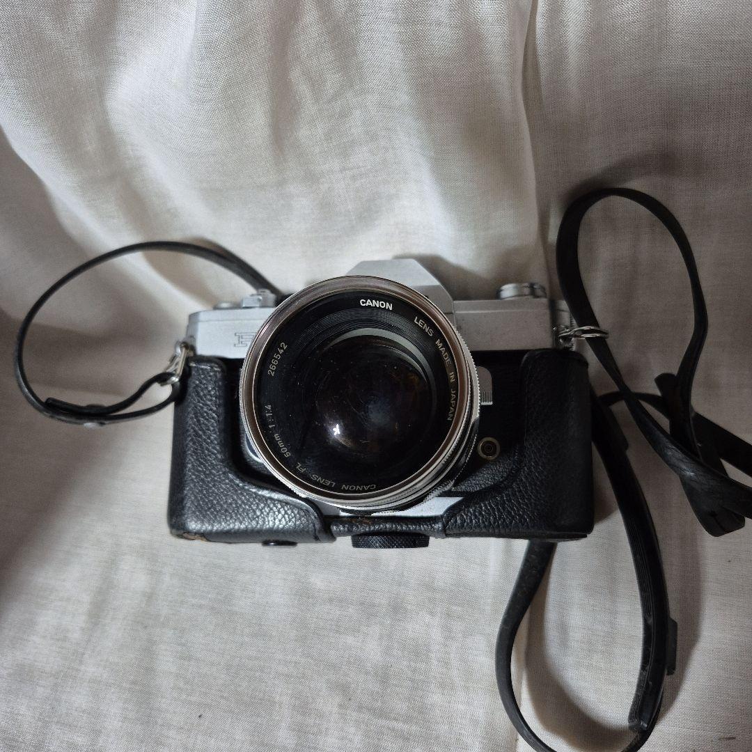 Canon 一眼レフカメラ 50mm f/1.4レンズ付き
