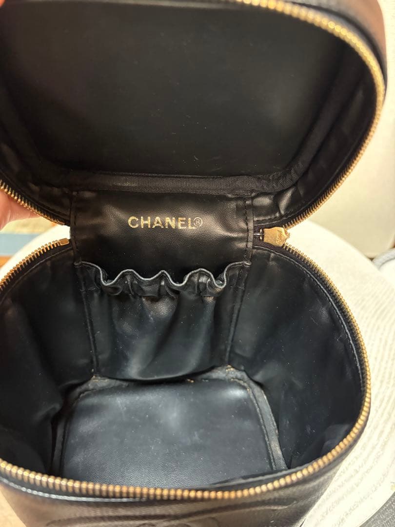 CHANELバニティ　ブラック