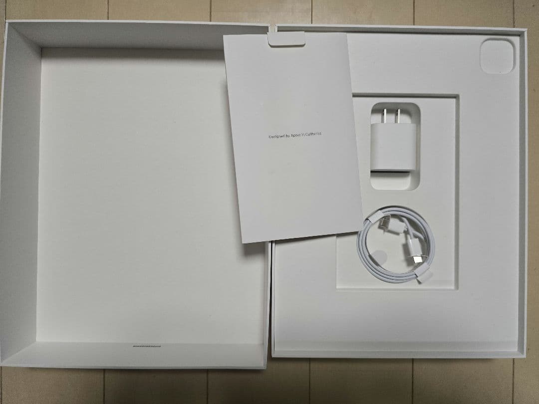 【美品】Apple iPad Pro 12.9インチ 第5世代 スペースグレー