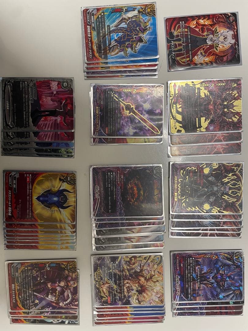 ドラゴンアインデッキ（スリーブ付き）　引退品