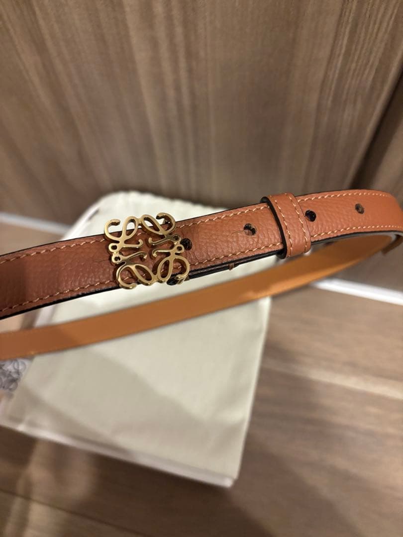 最終値下げLOEWE ロエベアナグラムブラウンレザーベルト ゴールドバックル