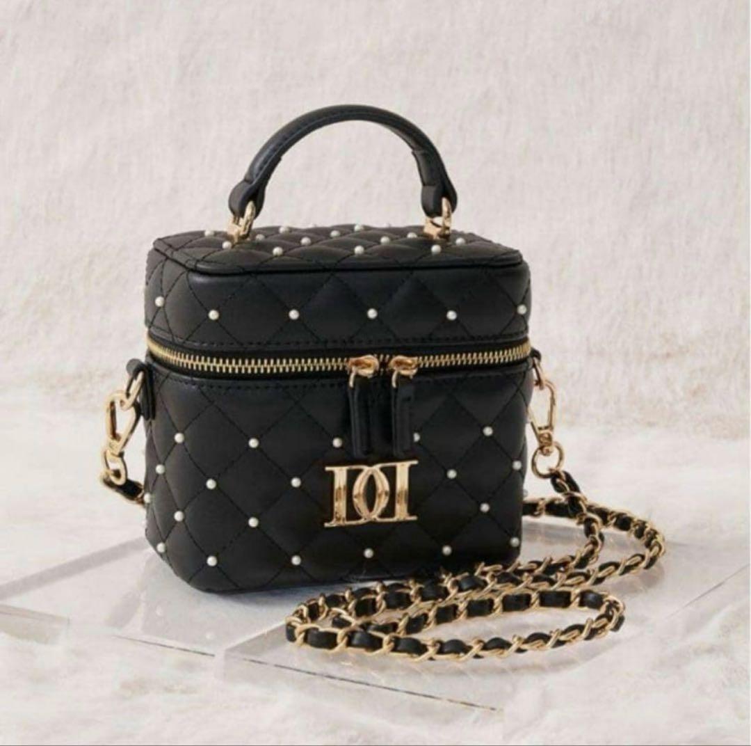 Darich ダーリッチ キルティングパールスクエアミニバッグ ブラック