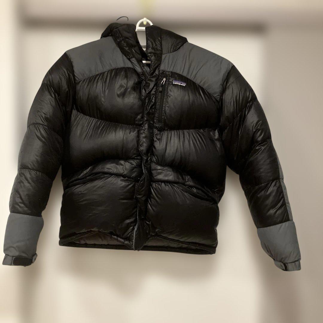 ［かいと］Patagoniaフード付きダウンジャケット ブラック/グレーM