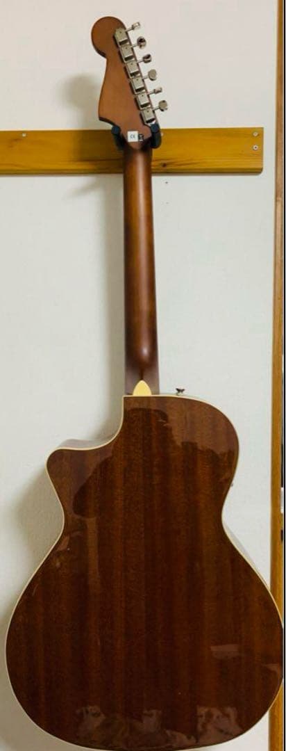 【最終価格】Fender Newporter Playerエレアコ