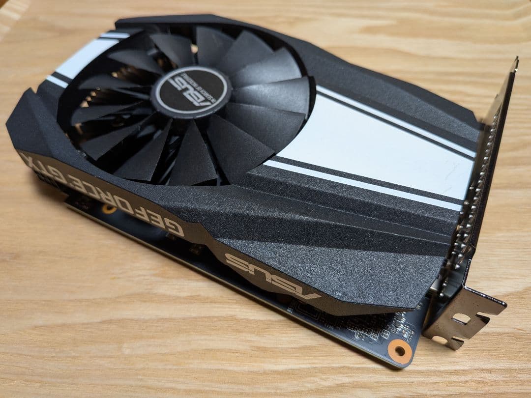 ASUS GeForce GTX 1650 SUPER Sファンモデル 4GB