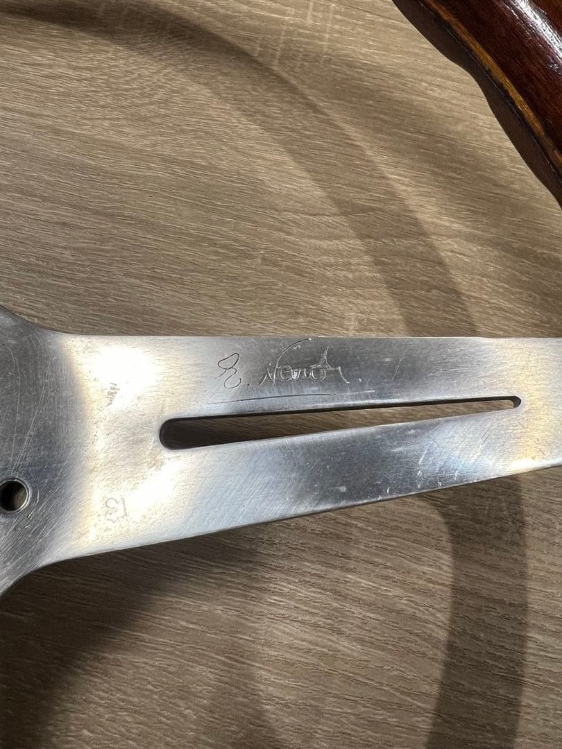 ナルディ(NARDI)クラシックウッドステアリング　36.5パイ　正規品