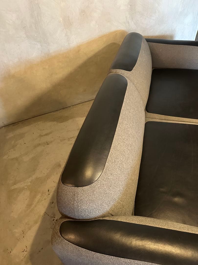 【東京23区配送無料】超高級　200cm レザー　デザイナーズ　ソファー　チェア