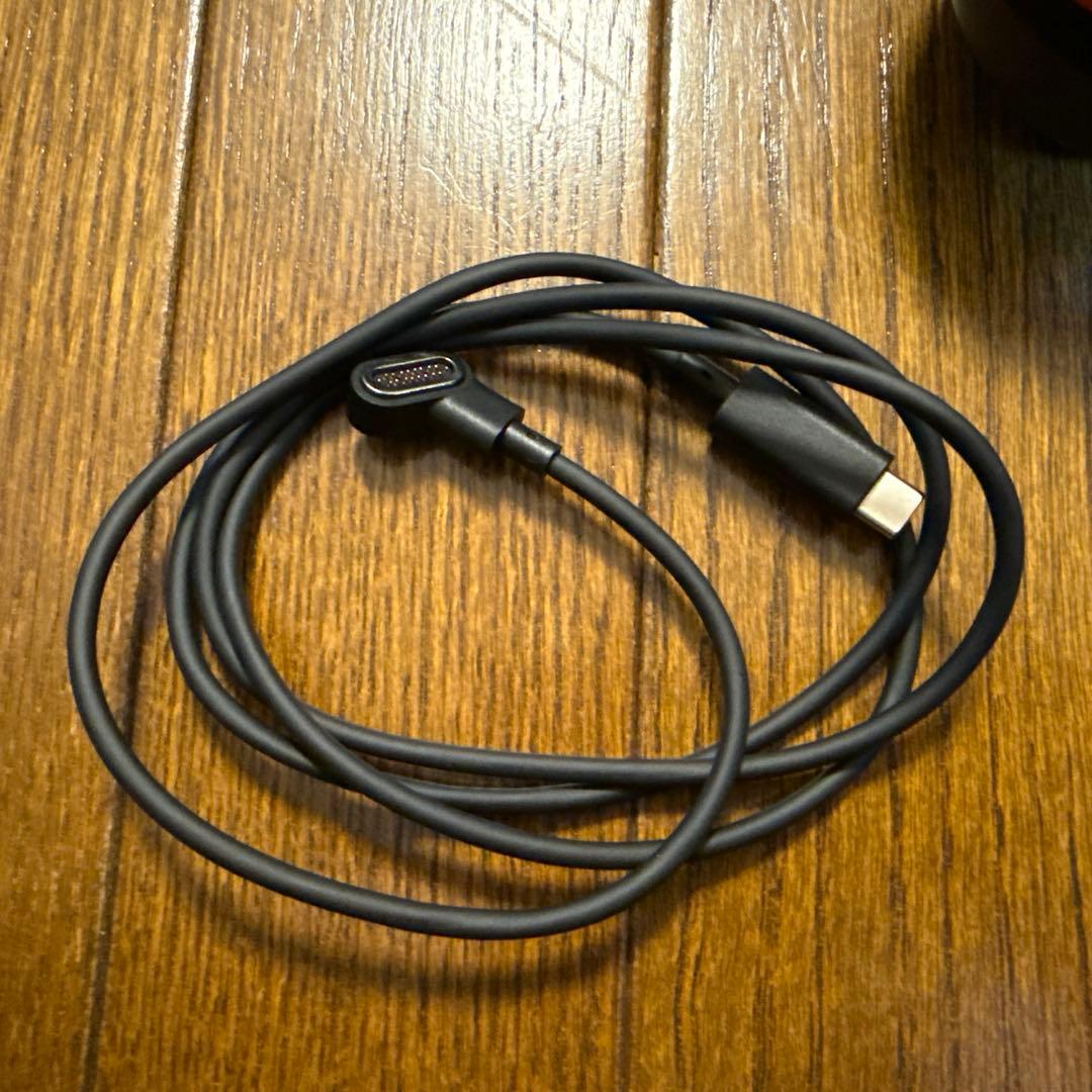 VITURE Pro XRグラスとUSB-C XR CHAGINGアダプタ