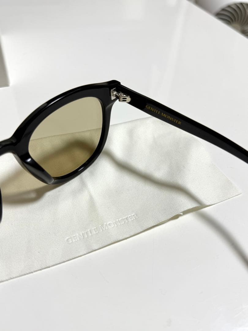 GENTLE MONSTERサングラスJade 01(BR)