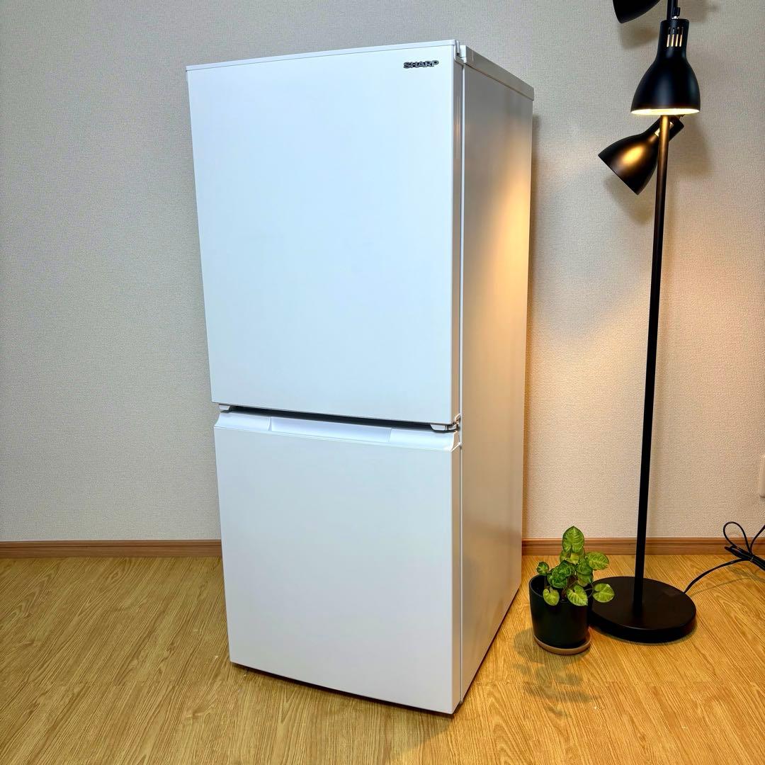 2023 冷蔵庫 一人暮らし 単身用 小型 3ヶ月保証 送料無料 シャープ 美品
