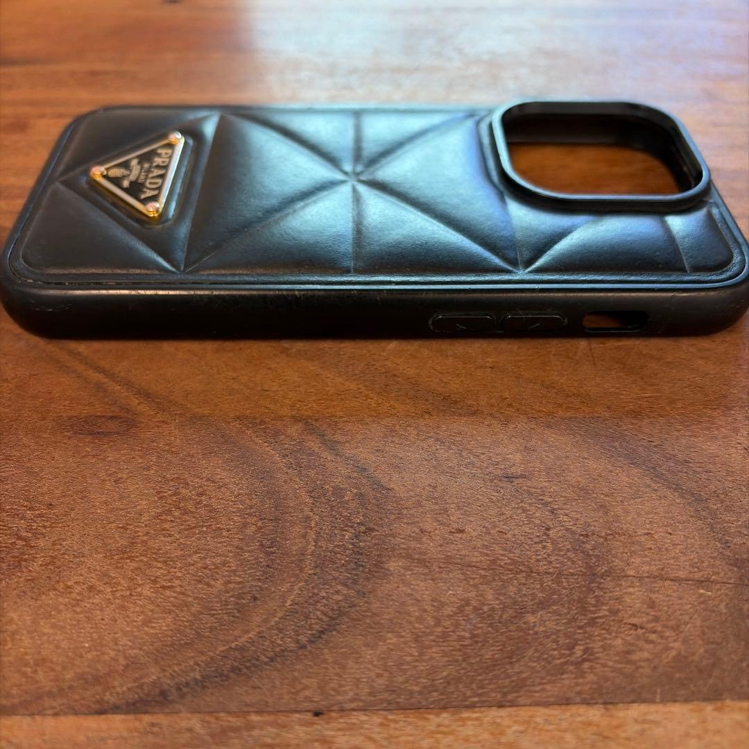 【PRADA正規】iPhone14Pro パデットケース 3角ロゴ レザー 黒