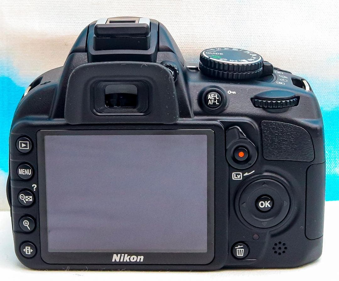 Nikon D3100⭐️スマホ転送！⭐️初心者おススメ⭐️デジタル一眼レフ