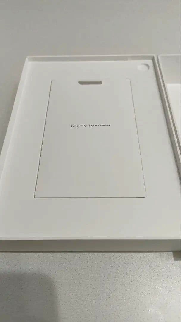 iPad 11インチ　A16 　128GB シルバー　第11世代