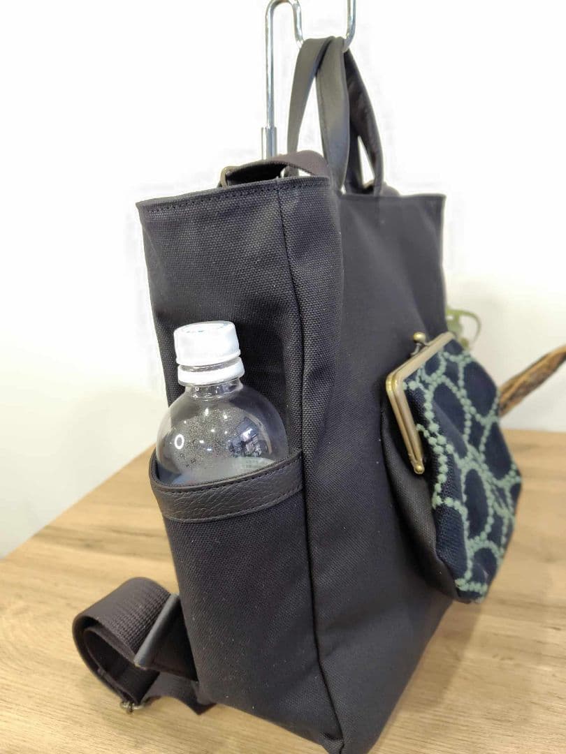 ペ*コ様 ミナペルホネン/carnival　カーニバルネイビー/がま口ポケット/