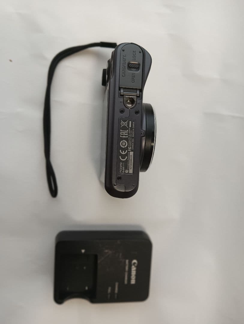 【最終値下げ】【24時間発送】Canon PowerShot SX720 HS黒