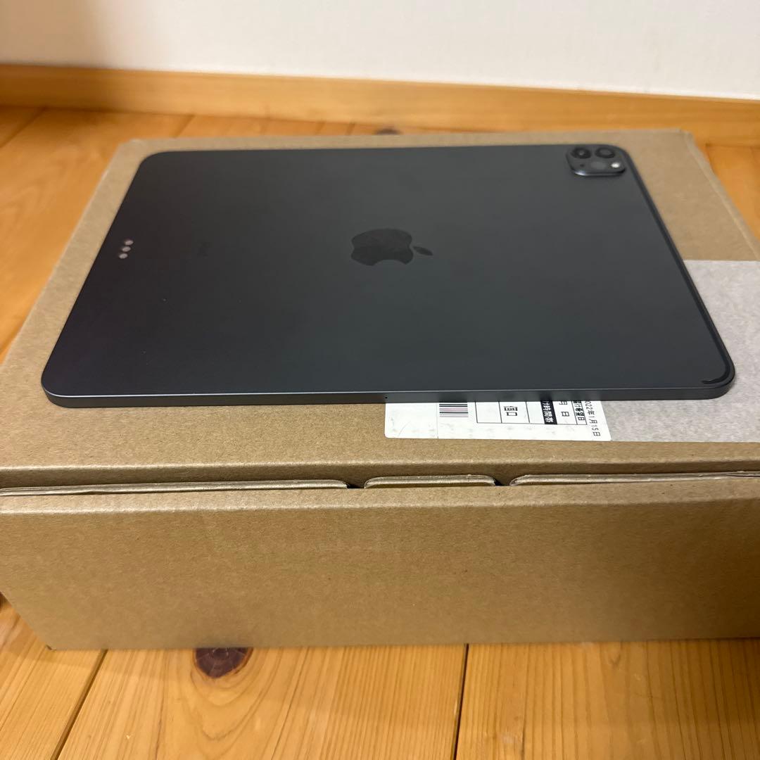 iPadPro11インチ第3世代 128GB Wi-Fiモデル保護ケース付