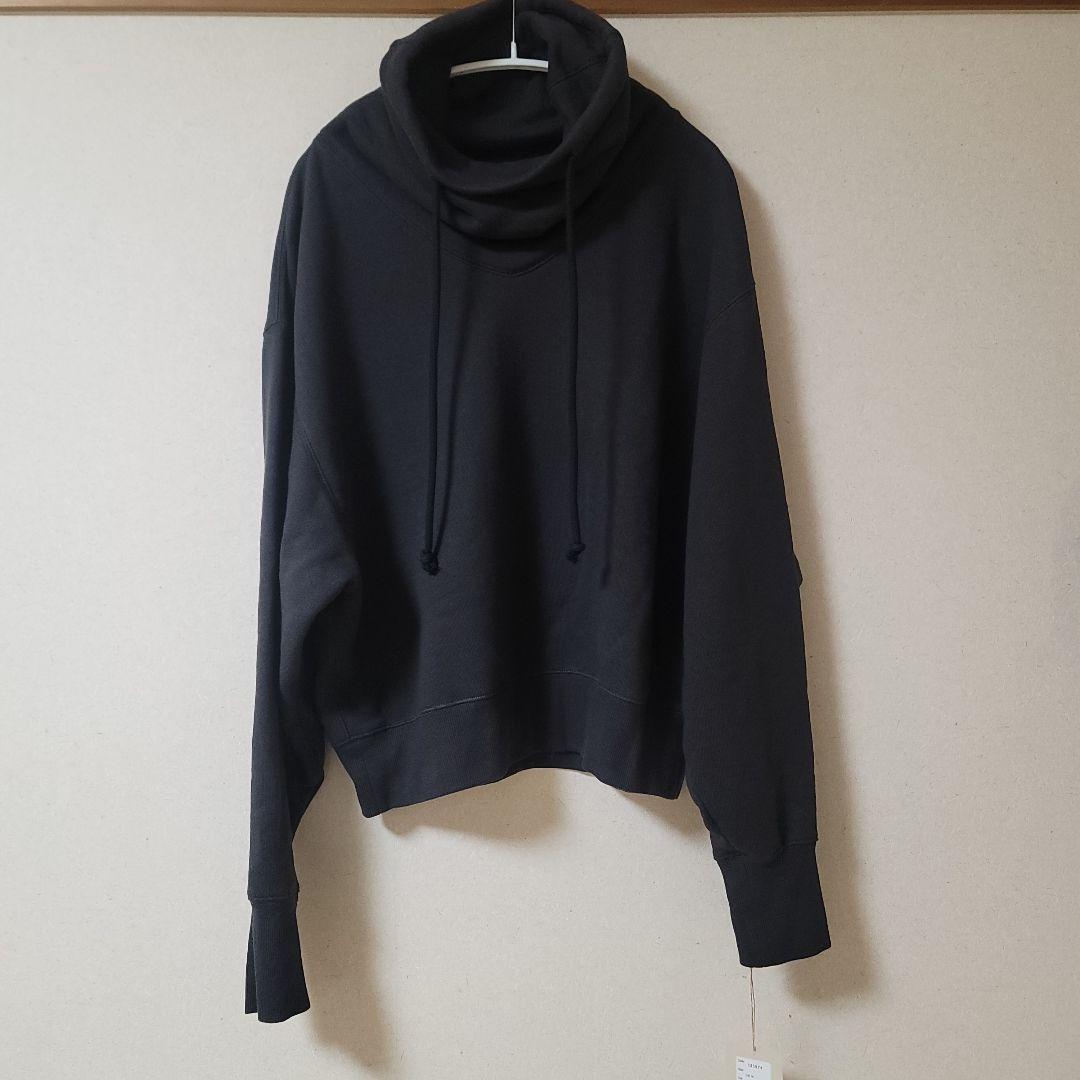 momosumomo カフネトップス、マンテルネックレス