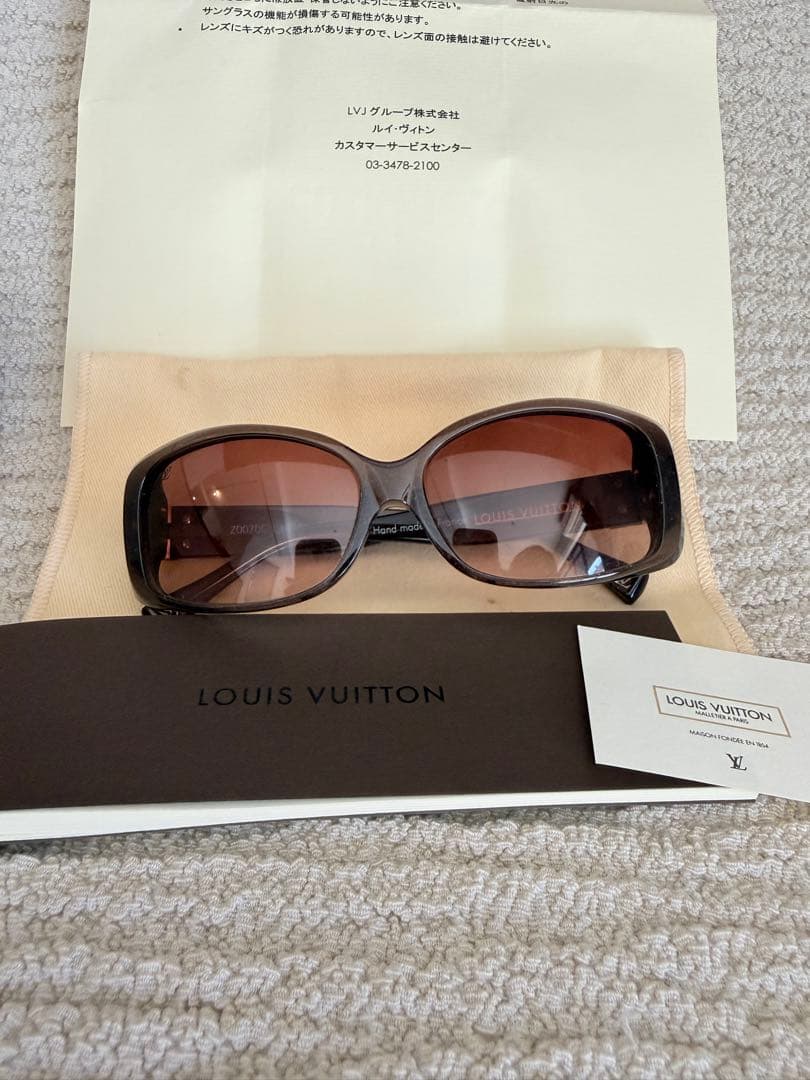 熊*T様 ルイヴィトン　サングラス