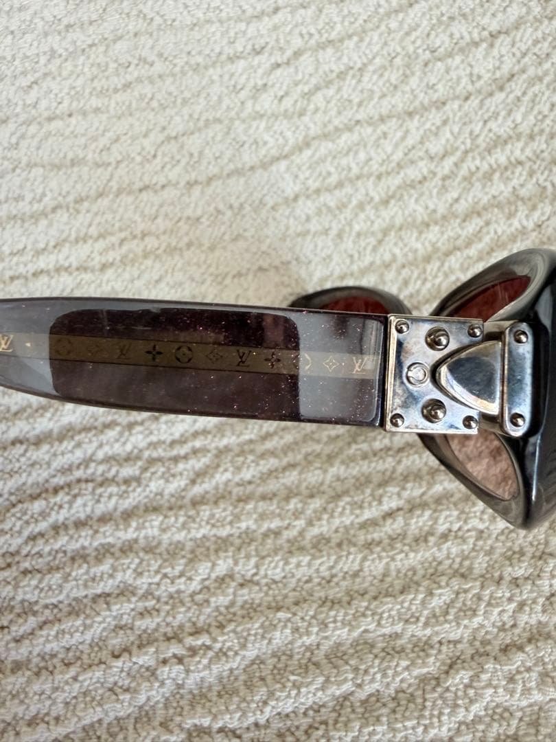 熊*T様 ルイヴィトン　サングラス