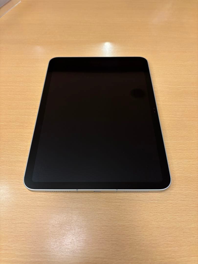 第11世代　iPad(A16)シルバー 本体