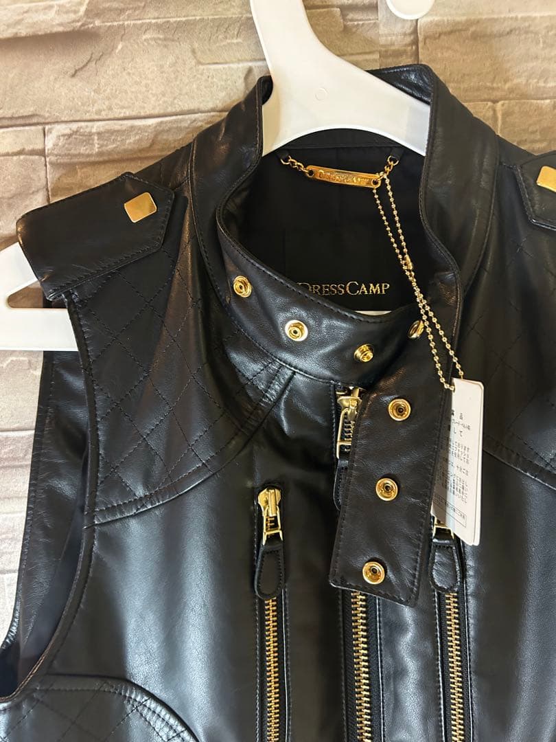 絶*ン様 美品【ドレスキャンプ】レザーベスト