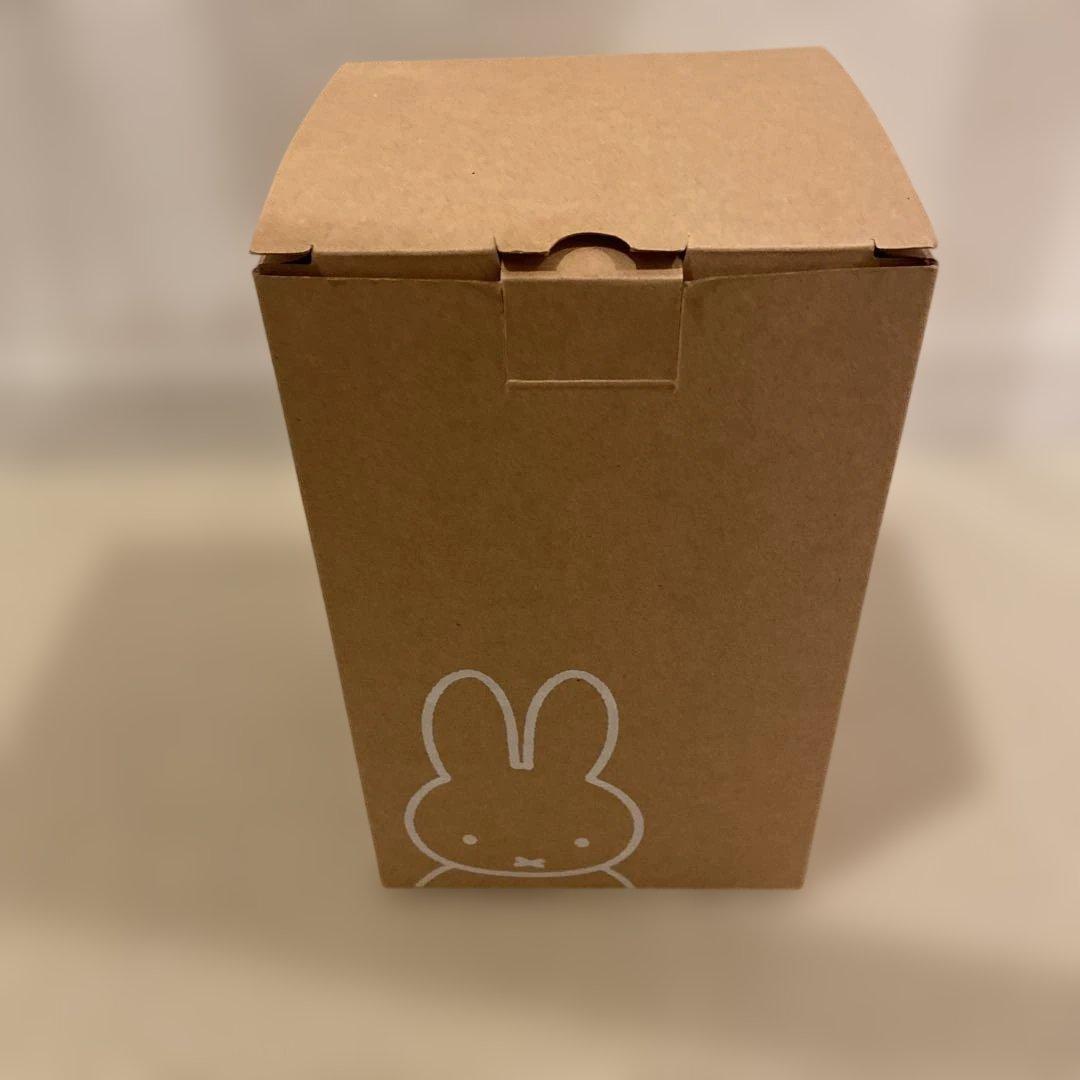 海外限定　陶器　miffy ミッフィー魔女の置物　くろねこ マスコット