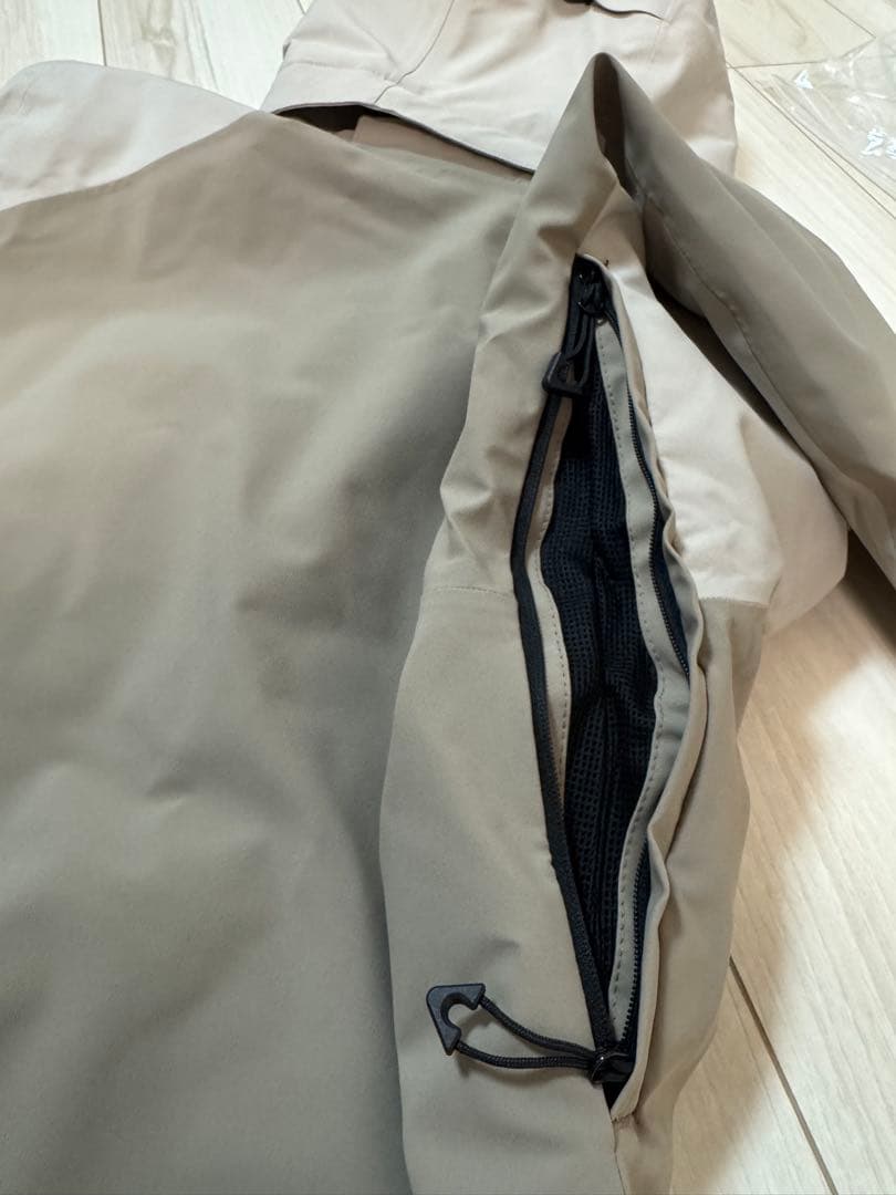 MILLET SARN JKT W ベージュ Lサイズ　スキーウェア