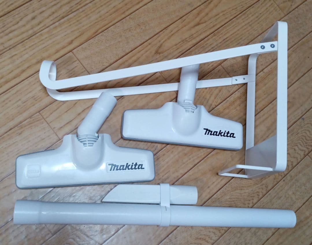 マキタ18V充電式クリーナーCL180FD純正バッテリー、急速充電器、スタンド付